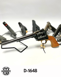 D-1648 - Gunnery Arms & Ammo